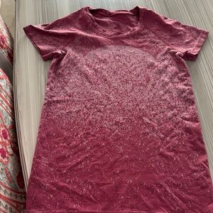 lulu lemon 🍋 Women's Pink Short Sleeve Top